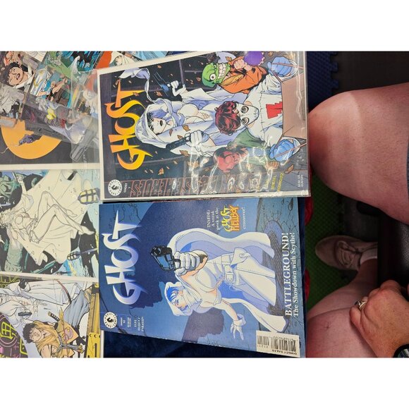 Ghost Comics 1995-1996  Mixed Lot of Trading Cards and Comics‎ - Picture 6 of 16